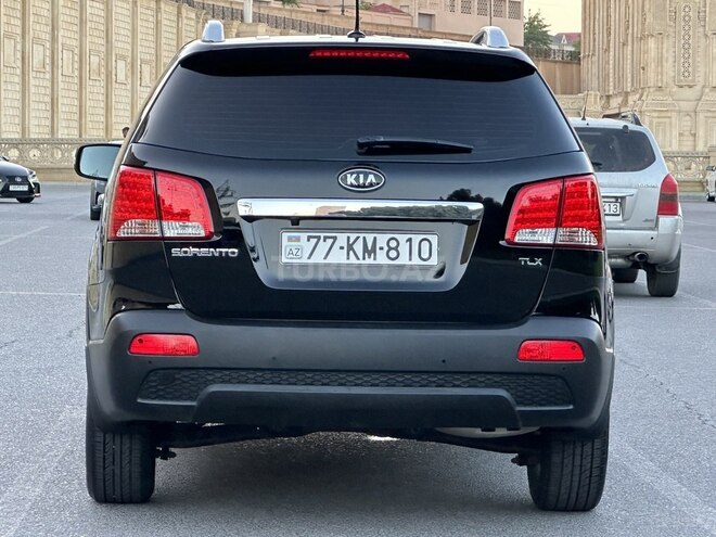 Kia Sorento 2011, 176,000 km - 2.0 l - Bakı