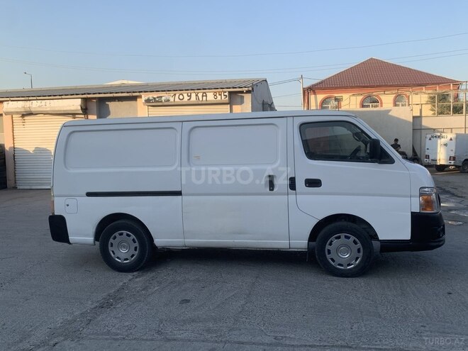 Nissan Urvan 2007, 287,003 km - 3.0 l - Bakı