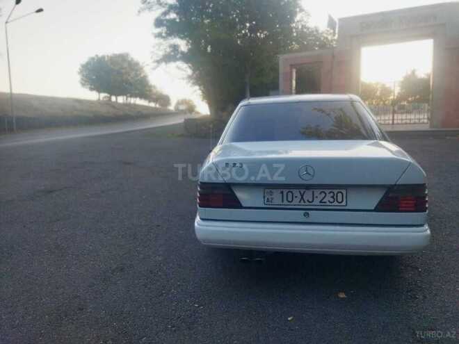 Mercedes E 230 1991, 295,000 km - 2.3 l - Bakı