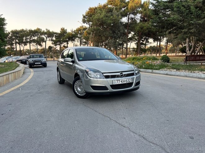 Opel Astra 2004, 158,000 km - 1.4 l - Bakı