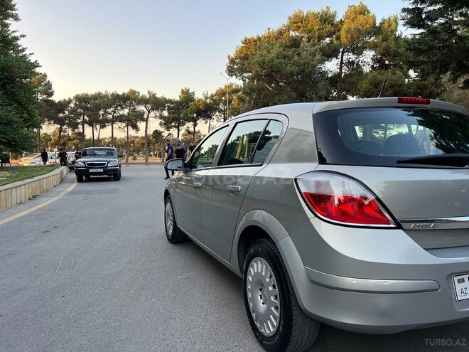 Opel Astra 2004, 158,000 km - 1.4 l - Bakı