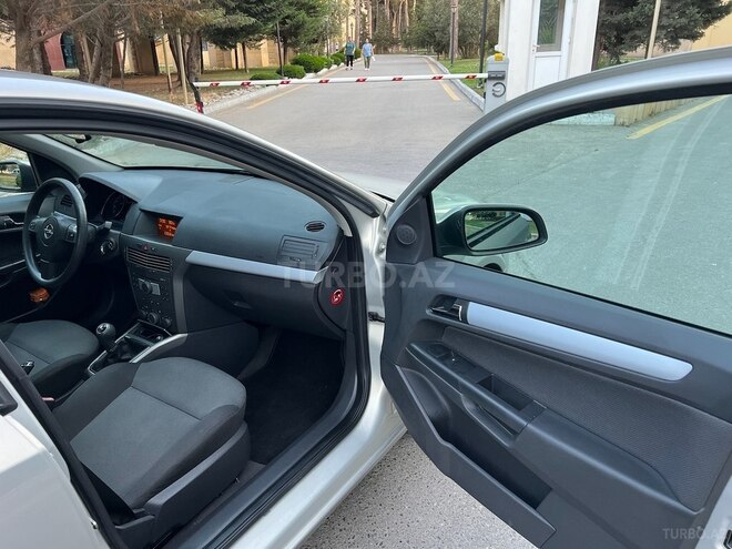 Opel Astra 2004, 158,000 km - 1.4 l - Bakı