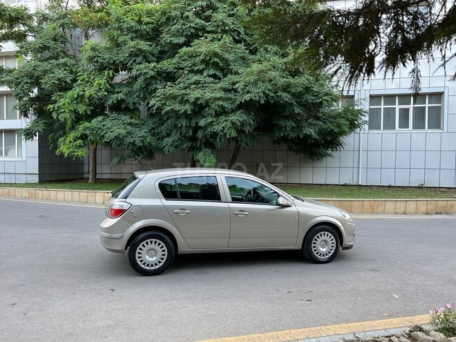 Opel Astra 2004, 158,000 km - 1.4 l - Bakı