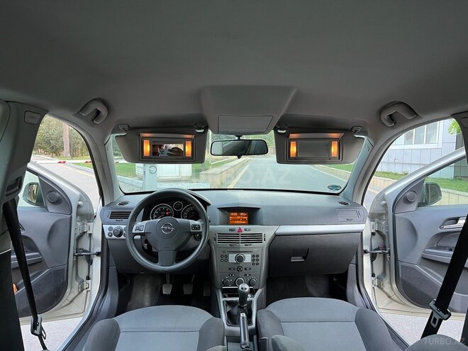 Opel Astra 2004, 158,000 km - 1.4 l - Bakı