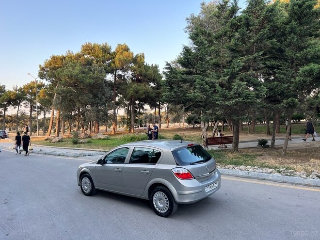 Opel Astra 2004, 158,000 km - 1.4 l - Bakı