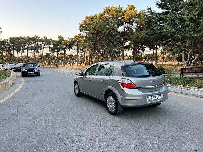 Opel Astra 2004, 158,000 km - 1.4 l - Bakı