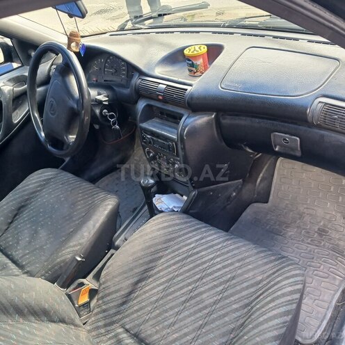 Opel Astra 1994, 35,000 km - 1.6 l - Gəncə