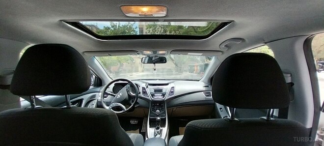 Hyundai Elantra 2014, 136,000 km - 1.8 l - Bakı