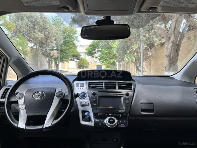 Toyota Prius V 2014, 122,405 km - 1.8 l - Bakı