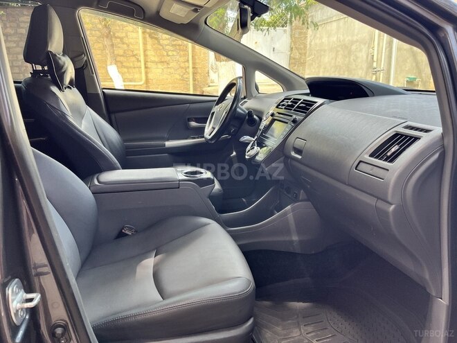 Toyota Prius V 2014, 122,405 km - 1.8 l - Bakı