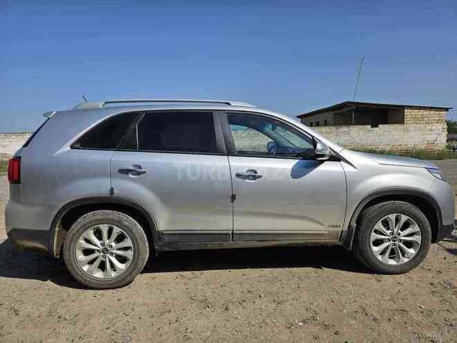 Kia Sorento 2013, 282,000 km - 2.0 l - Neftçala