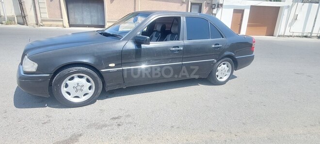 Mercedes C 220 1995, 414,000 km - 2.2 l - Bakı