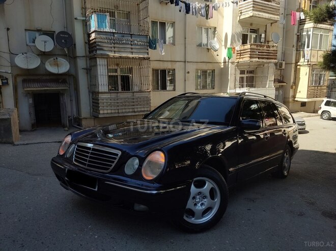 Mercedes E 220 2001, 322,000 km - 2.2 l - Bakı