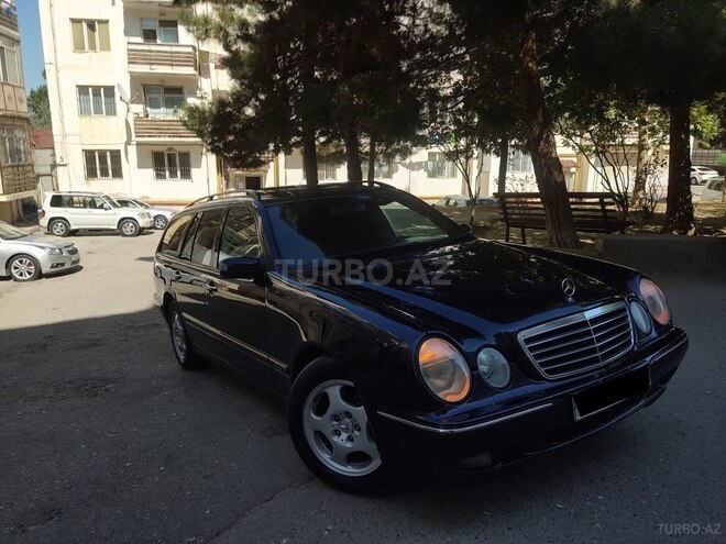Mercedes E 220 2001, 322,000 km - 2.2 l - Bakı