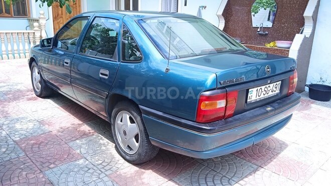 Opel Vectra 1995, 292,000 km - 1.8 л - Gəncə
