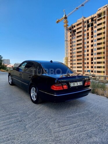 Mercedes E 200 2001, 471,000 km - 2.0 l - Bərdə