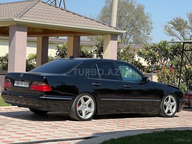 Mercedes E 200 2001, 471,000 km - 2.0 l - Bərdə