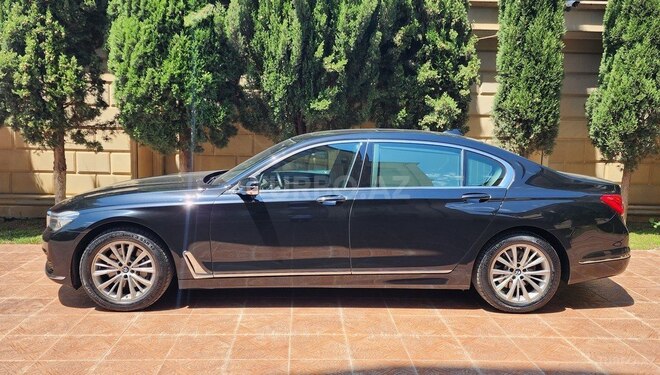 BMW 730 2017, 112,500 km - 3.0 л - Bakı