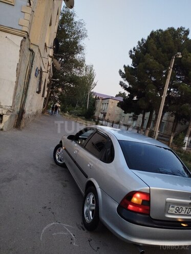 Opel Vectra 1997, 379,142 km - 2.0 l - Sumqayıt