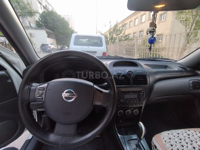 Nissan Sunny 2011, 214,300 km - 1.6 л - Bakı