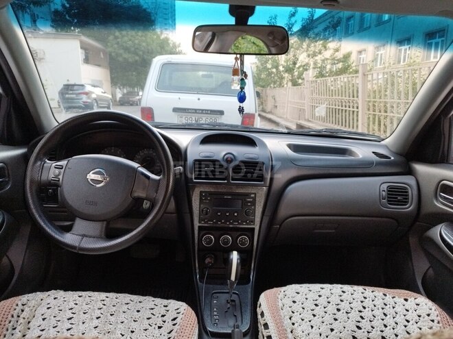 Nissan Sunny 2011, 214,300 km - 1.6 л - Bakı