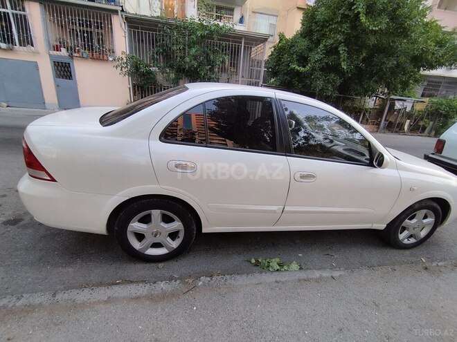 Nissan Sunny 2011, 214,300 km - 1.6 л - Bakı