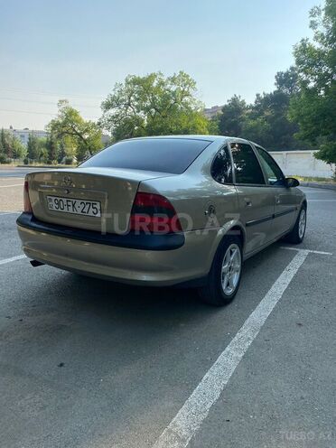 Opel Vectra 1996, 224,000 km - 1.8 l - Sumqayıt