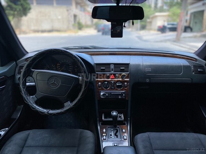 Mercedes C 180 1995, 352,500 km - 1.8 l - Bakı