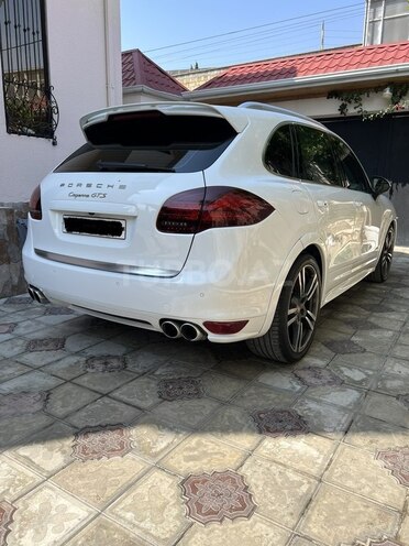 Porsche Cayenne GTS 2014, 178,000 km - 4.8 l - Bakı