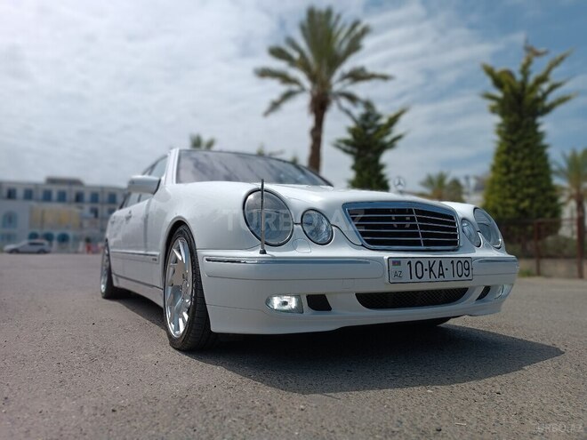 Mercedes E 320 2000, 258,000 km - 3.2 l - Astara