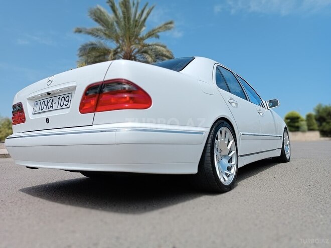 Mercedes E 320 2000, 258,000 km - 3.2 l - Astara