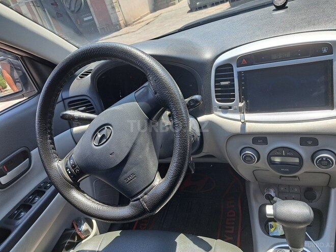 Hyundai Verna 2009, 220,790 km - 1.4 l - Bakı