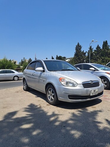 Hyundai Verna 2009, 220,790 km - 1.4 l - Bakı