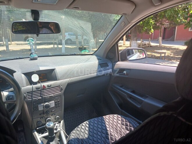 Opel Astra 2005, 260,000 km - 1.4 l - Bakı