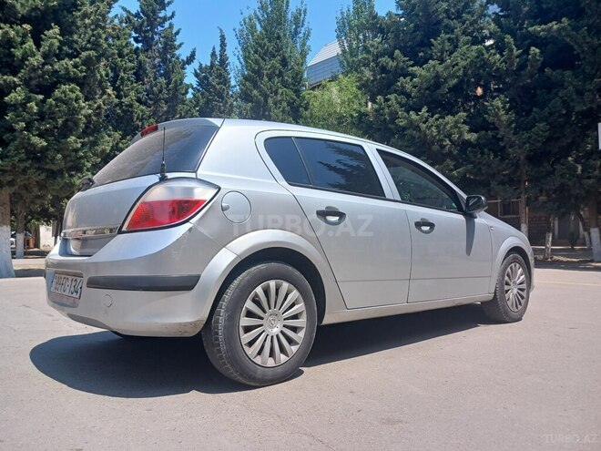 Opel Astra 2005, 260,000 km - 1.4 l - Bakı