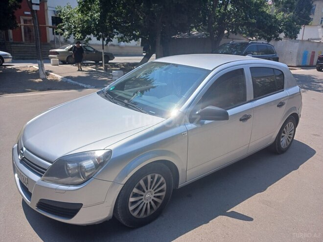 Opel Astra 2005, 260,000 km - 1.4 l - Bakı