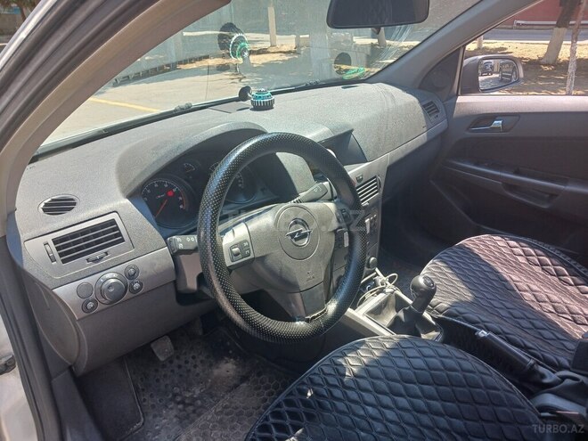 Opel Astra 2005, 260,000 km - 1.4 l - Bakı