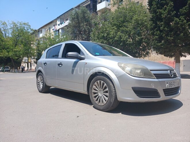 Opel Astra 2005, 260,000 km - 1.4 l - Bakı
