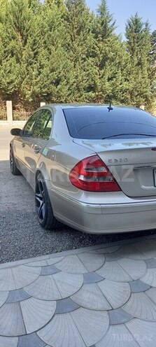 Mercedes E 320 2002, 280,001 km - 3.2 l - Masallı