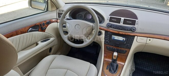 Mercedes E 320 2002, 280,001 km - 3.2 l - Masallı