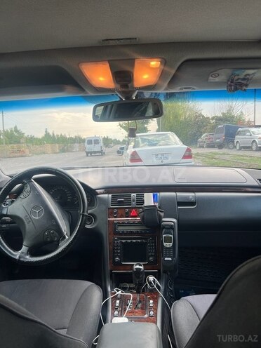Mercedes E 240 2001, 525,000 km - 2.6 l - Bakı