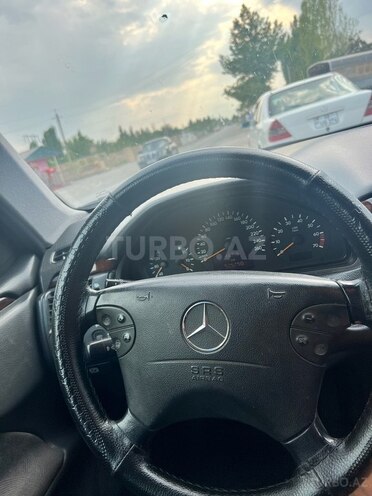 Mercedes E 240 2001, 525,000 km - 2.6 l - Bakı