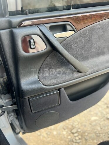 Mercedes E 240 2001, 525,000 km - 2.6 l - Bakı