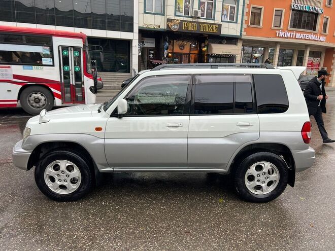 Mitsubishi Pajero io 1999, 340,000 km - 1.8 l - Bakı