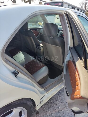 Mercedes E 220 2001, 170,214 km - 2.2 l - Bakı