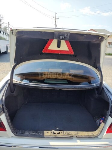 Mercedes E 220 2001, 170,214 km - 2.2 l - Bakı