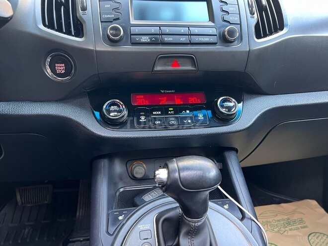 Kia Sportage 2011, 186,300 km - 2.0 l - Bakı
