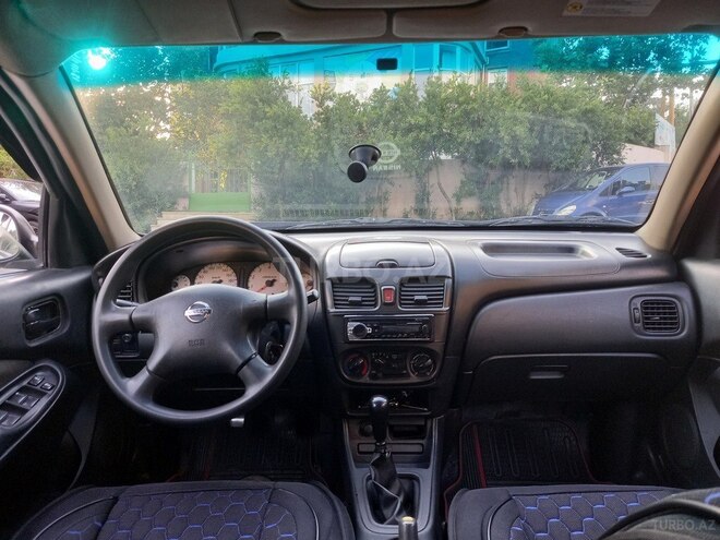 Nissan Sunny 2005, 278,000 km - 1.3 l - Bakı