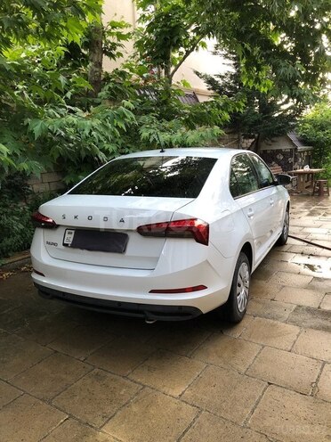 Skoda Rapid 2022, 28,000 km - 1.6 l - Bakı