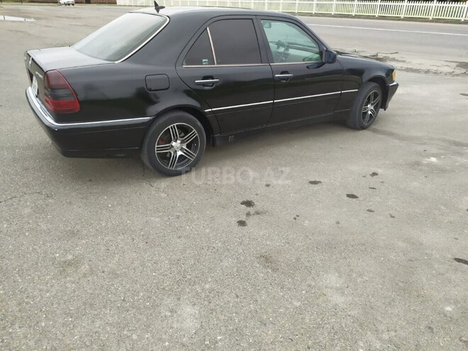 Mercedes C 230 2000, 292,000 km - 2.3 л - Bakı